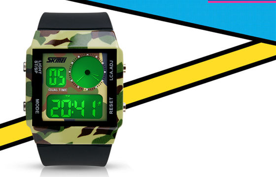 El reloj análogo del LCD de la hebilla de la PU 3ATM forma el reloj dual de Digitaces del tiempo